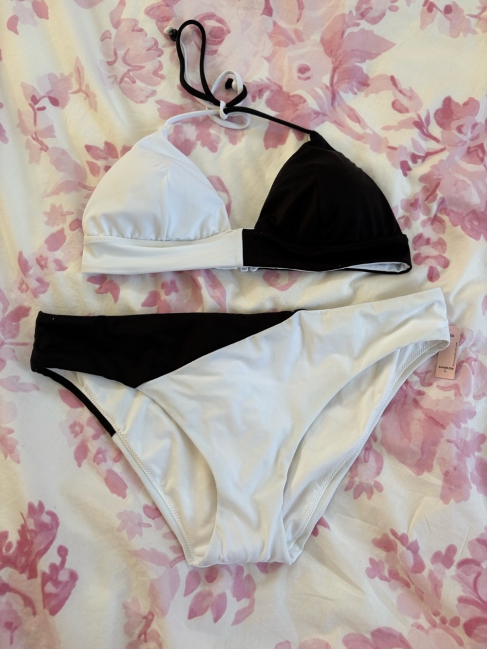 NWT Victoria’s Secret Split Black and White Bikini